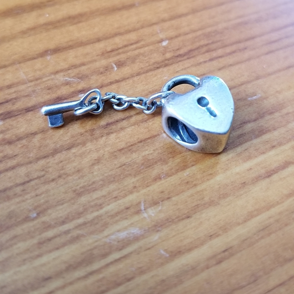 Key to My Heart Pandora Charm